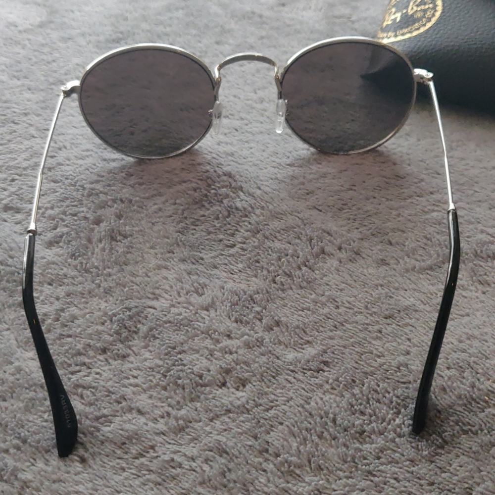 Round Silver Sunglasses - Picture 3 of 5